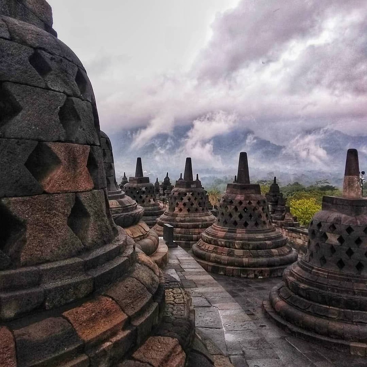 Super Junior dan TVXQ akan datang ke Indonesia dalam waktu dekat ini&period; Kedua boyband itu akan mengunjungi tempat wisata yang eksotis dan indah ini&period;