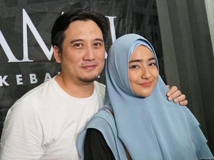 Tips Pernikahan Awet ala Tengku Firmansyah dan Cindy Fatika