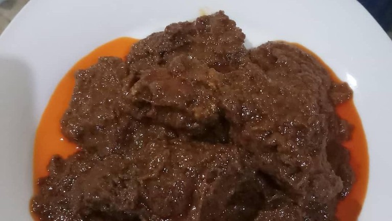 6 Makanan Indonesia yang Jadi Favorit Artis Luar Negeri Indonesia memang terkenal dengan kulinernya yang bervariasi. Tak heran, banyak artis luar negeri yang mencobanya ketika berkunjung ke Indonesia.