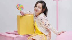 Raih Awards di IFA 2019, Intip 6 Gaya Modis Mikhayla Zalindra