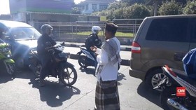 VIDEO: Pengemis 'Bermobil' di Bogor Ditangkap Satpol PP