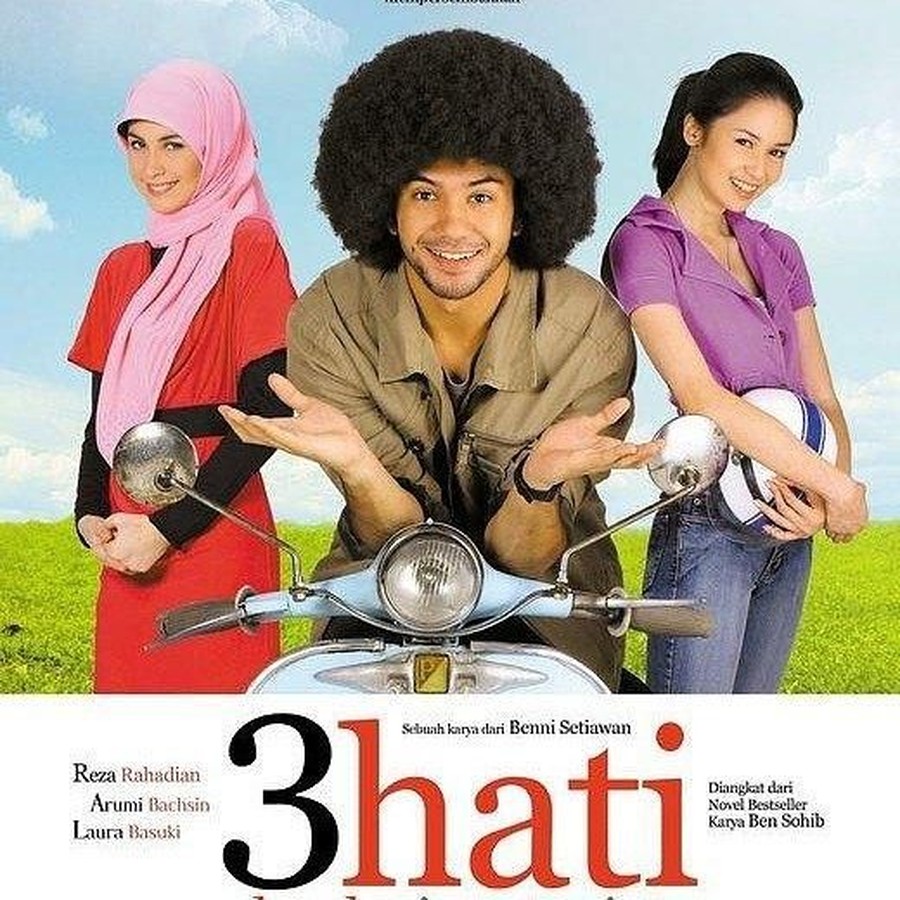 4 film ini membuat Reza Rahadian mendapatkan penghargaan pemeran utama pria.