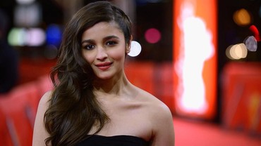 Alia Bhatt Main Film Hollywood, Komentar Gal Gadot Jadi Perhatian