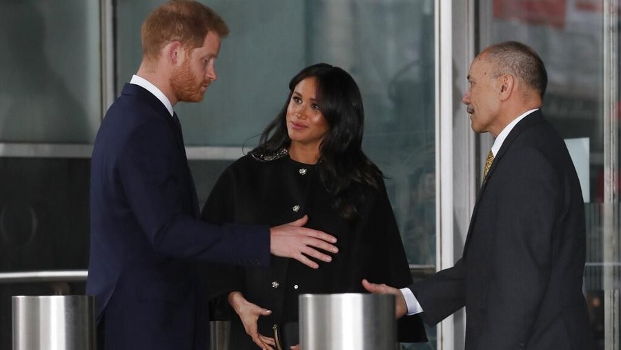 Menjelang momen persalinan Meghan Markle masih aktif melakukan kegiatan kerajaan dengan mendatangi kedutaan besar Selandia Baru.