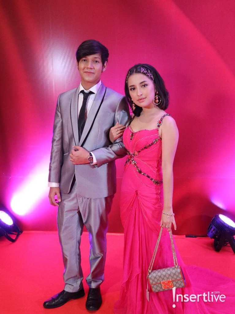 Insert Fashion Award 2019 sukses digelar Rabu (20/3). Para Artis juga hadir dengan penampilan memukau mereka. Seperti apa ya? Berikut ini deretan penampilannya.