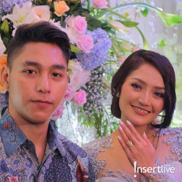 Siti Badriah dan Krisjiana Baharudin Gelar Acara Lamaran