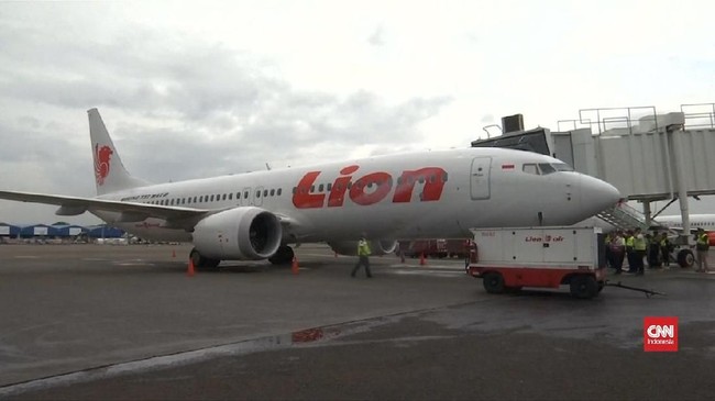 Lion Air disebut memaksa keluarga korban JT-610 menandatangani dokumen R&D yang melepaskan hak keluarga untuk menuntut sebagai syarat cairnya ganti rugi.