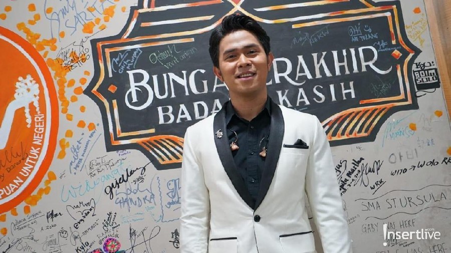 CAKRA KHAN CAKRA KHAN