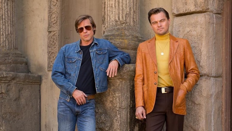'Once Upon a Time in Hollywood' Rilis Trailer Perdana Film baru garapan Quentin Tarantino, Once Upon a Time in Hollywood baru saja mengeluarkan trailer resmi berdurasi 1 menit 45 detik di Youtube pada Rabu (20/3).