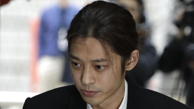 Jung Joon-young pada Selasa (19/3) bebas dari penjara setelah mendekam 5 tahun atas sederet kasus kejahatan seks.