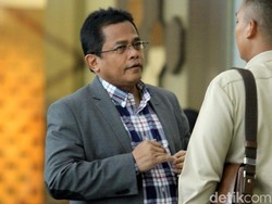Diperiksa KPK, Eks Kabiro di Setneg Ini Dicecar soal Pengadaan Helikopter