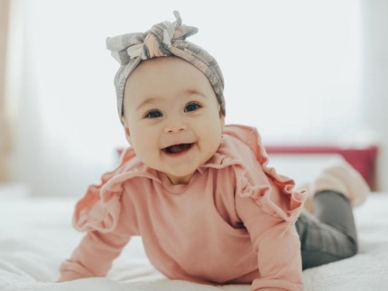 100 Nama Bayi Perempuan dari Bahasa Belanda, Unik dan Memikat Hati