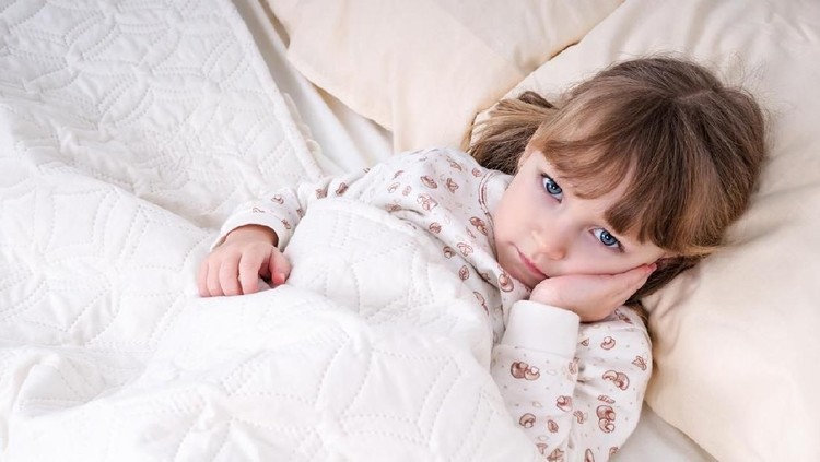 Asupan yang dikonsumsi anak pasti berpengaruh pada tubuhnya, termasuk dalam proses tidur mereka.