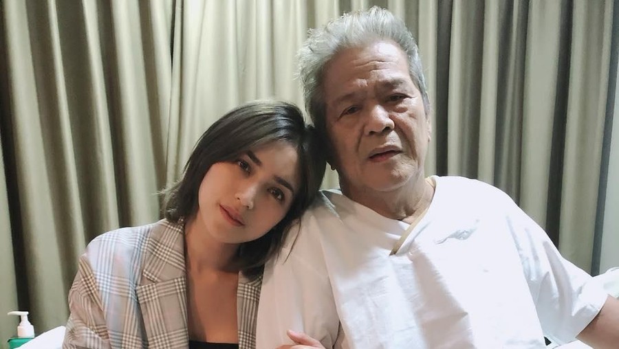 Sempat Dirawat, Ayah Jessica Iskandar Akan Jalani Operasi Cerita Jessica Iskandar tentang kondisi terkini sang ayah.