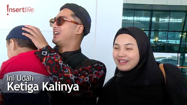 Berangkat Umrah, Ricky Harun Tak Ajak Anak Dan Istri