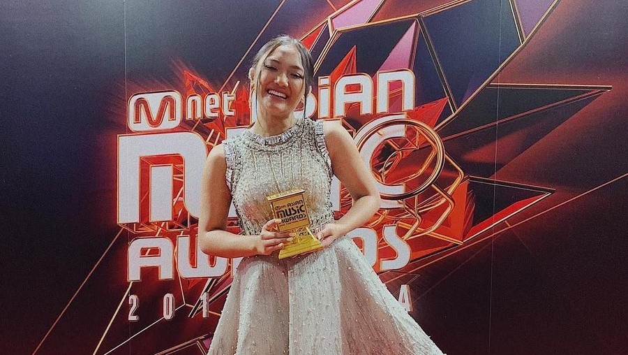 Marion Jola 5 Penyanyi Muda Bikin Bangga Indonesia di Kancah Dunia. Siapa saja ya?.