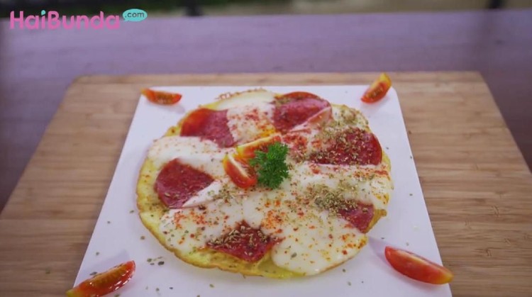 Resep pizza kentang dengan taburan keju mozarella ini gampang lho cara membuatnya, Bun. Yuk simak.