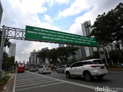 Sistem Ganjil-Genap Ditiadakan, Polisi Tambah Personel Atasi Kemacetan