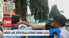Parkir Liar, Sopir Bajaj Hormat Rambu Lalin