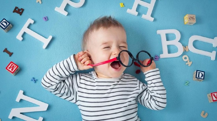 Penggalan kata bisa jadi inspirasi nama bayi Bunda, termasuk 'Br'. Namanya indah dengan makna menawan.