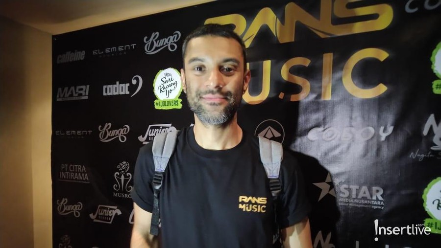 Didi Riyadi masih asyik menikmati kesendiriannya.