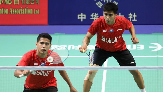 Ganda putra Indonesia Sabar Karyaman Gutama/Moh Reza Pahlevi Isfahani berhasil melaju ke babak perempat final Thailand Open 2023, Kamis (1/6).