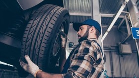 Kenapa Ban Mobil Sering Minta Tambah Angin saat Musim Panas?