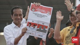 Jokowi Dilaporkan soal 'Calon Didukung Organisasi Itu'
