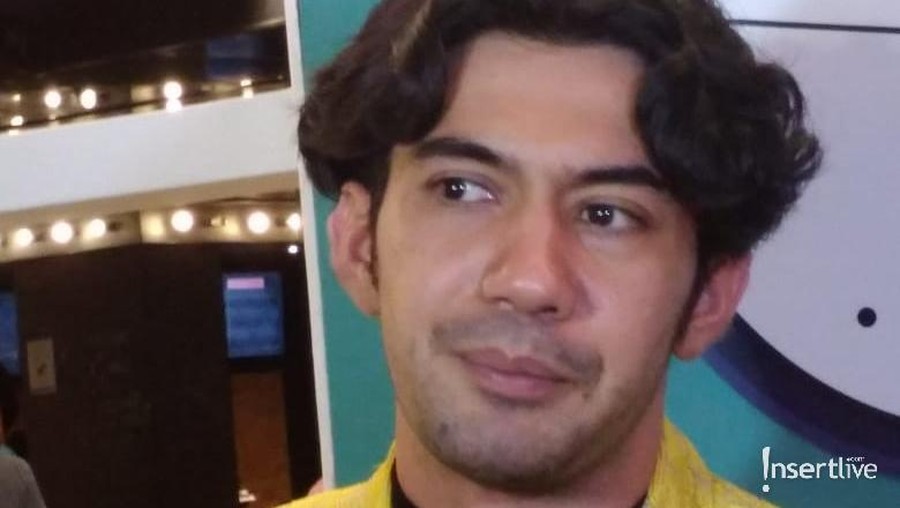 Reza Rahadian mengaku menaikan bobot tubuh hingga empat kilogram demi perannya di film My Stupid Boss 2.
