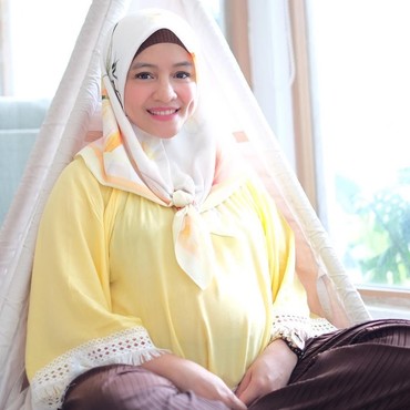 Kebahagiaan Intan Nuraini Melahirkan Anak Ketiga