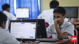 Nadiem Jelaskan Beda UN dan USBN pada Komisi X