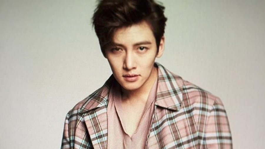 Ji Chang Wook Ji Chang Wook, aktor Korea yang disebut terkait dengan kasus Seungri.