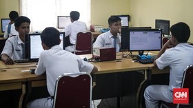 10 Rekomendasi Jurusan untuk Anak SMK dan Prospek Kerjanya