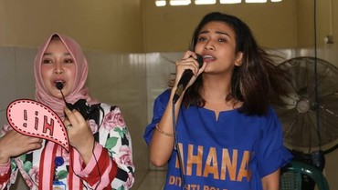 Vanessa Angel Dipenjara, Ayah Anggap Lagi di Pesantren