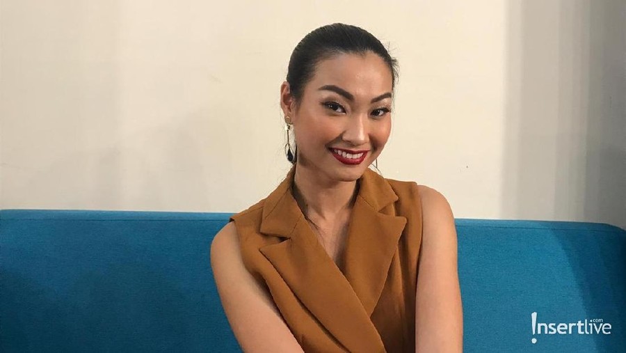 Awali karier sebagai model hingga kecimpung ke dunia presenter.