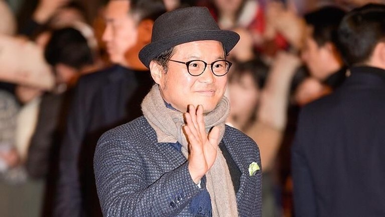 Kim Sang Ho berperan sebagai Moo Young dalam drama Korea Kingdom yang diproduksi Netflix.