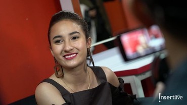 img-title Naomi Zaskia Bingung Ditanya soal Kedekatan Sule dan Baby Shima