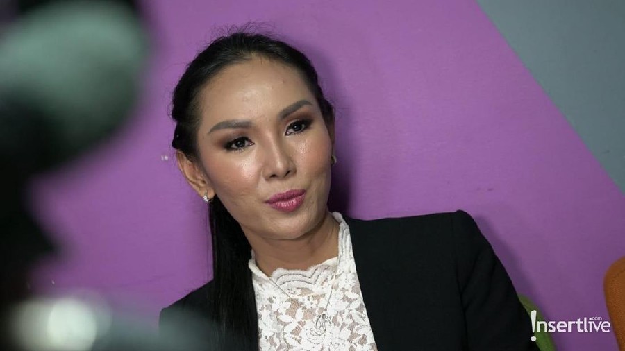 Kalina Oktarani tak ingin disebut menikah untuk ketiga kalinya, begini alasannya.