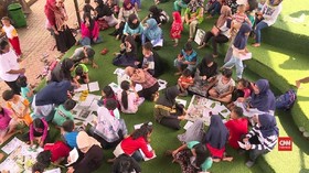 VIDEO: Mengunjungi Taman Bacaan Kolong