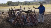 FOTO: Pelaminan Mewah Elite Venezuela di Tengah Krisis Kalangan atas Venezuela masih bisa menggelar pesta pernikahan mewah di tengah negara yang dibelit krisis ekonomi dan politik.
