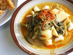 5 Spot Sarapan Enak di Depok, Ada Bubur Organik dan Katupe Padang