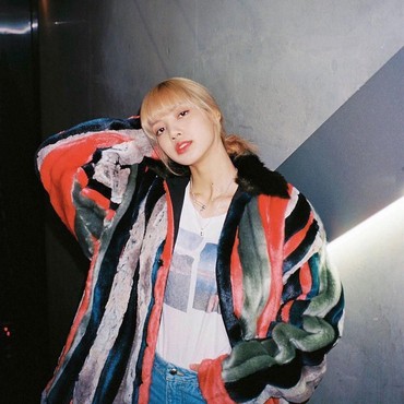 Kilas Balik Perjalanan Karier Lisa BLACKPINK