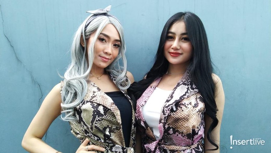 Goyang Mantul Duo Semangka dinilai mengikuti goyang Dribble Duo Serigala.