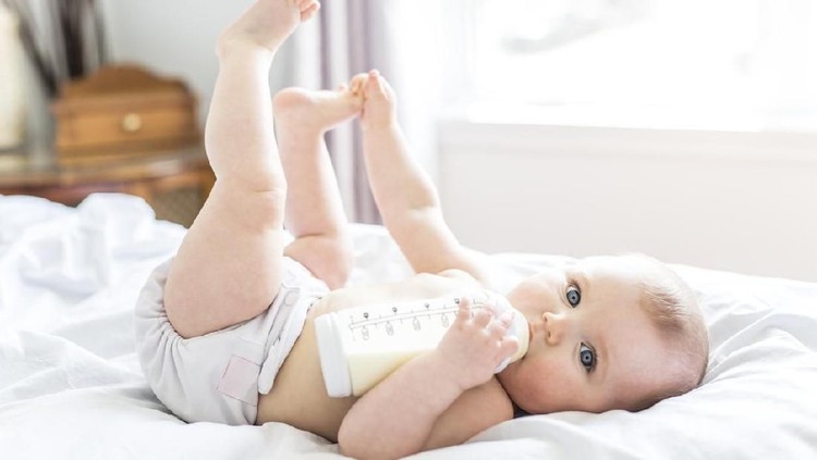 Ilustrasi bayi menyusui