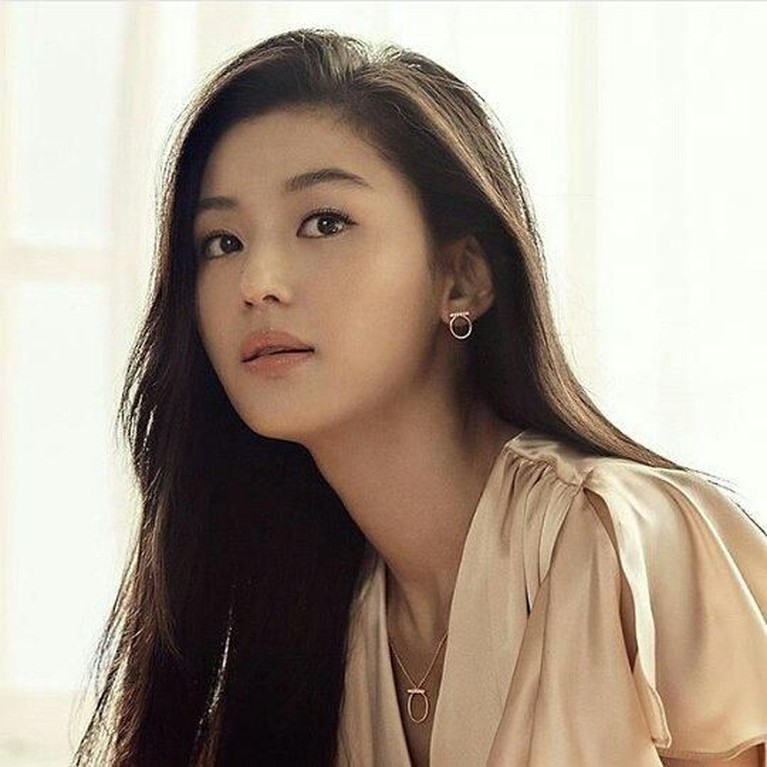 Cantiknya Jun Ji Hyun Aktris Drakor Termahal Foto 1