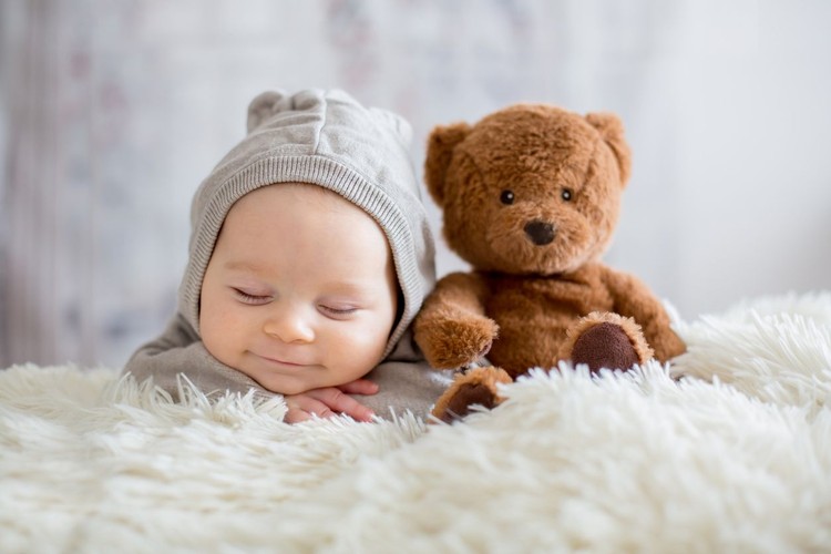 35 Inspirasi Nama Bayi dari Brand Terkenal Bisa jadi inspirasi, Bun, 35 nama bayi yang berasal dari nama brand terkenal.