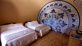 FOTO: Hotel Tequila di Meksiko Tequila adalah minuman distilasi yang terbuat dari tanaman agave yang dibuat di sekitar kota Tequila, Jalisco, Meksiko.