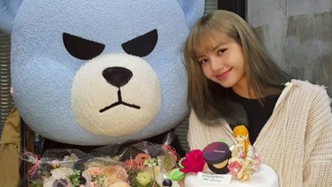 img-title Lisa BLACKPINK Sumbang Rp46 Juta untuk Korban Banjir di Thailand