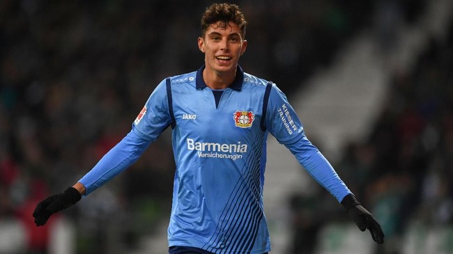 Leverkusen's German midfielder Kai Havertz celebrates during the German first division Bundesliga football match Werder Bremen vs Bayer 04 Leverkusen in Bremen, nothern Germany, on October 28, 2018. (Photo by Patrik STOLLARZ / AFP) / RESTRICTIONS: DFL REGULATIONS PROHIBIT ANY USE OF PHOTOGRAPHS AS IMAGE SEQUENCES AND/OR QUASI-VIDEO