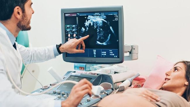 Kenali Ciri-ciri Kelainan Jantung pada Janin